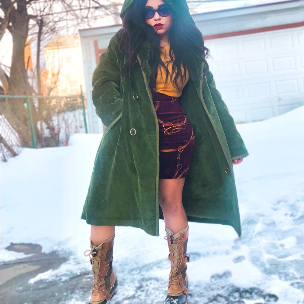 Vintage olive green corduroy outerwear coat